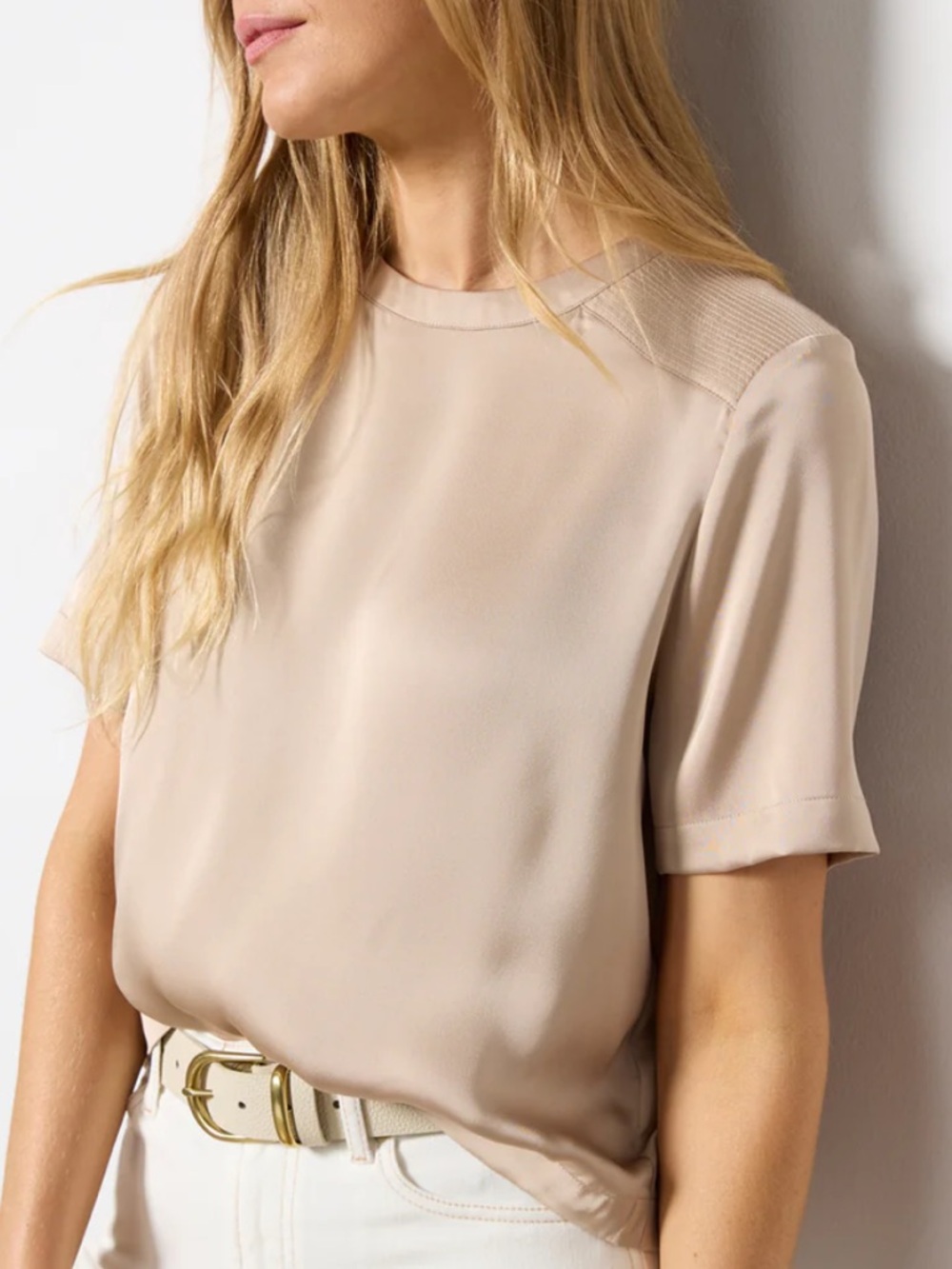 Evereve Short Sleeve Satin Blouse in Beige